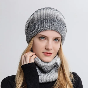 gradient-knit-gray-winter-hat-snood-set-fleece-lining